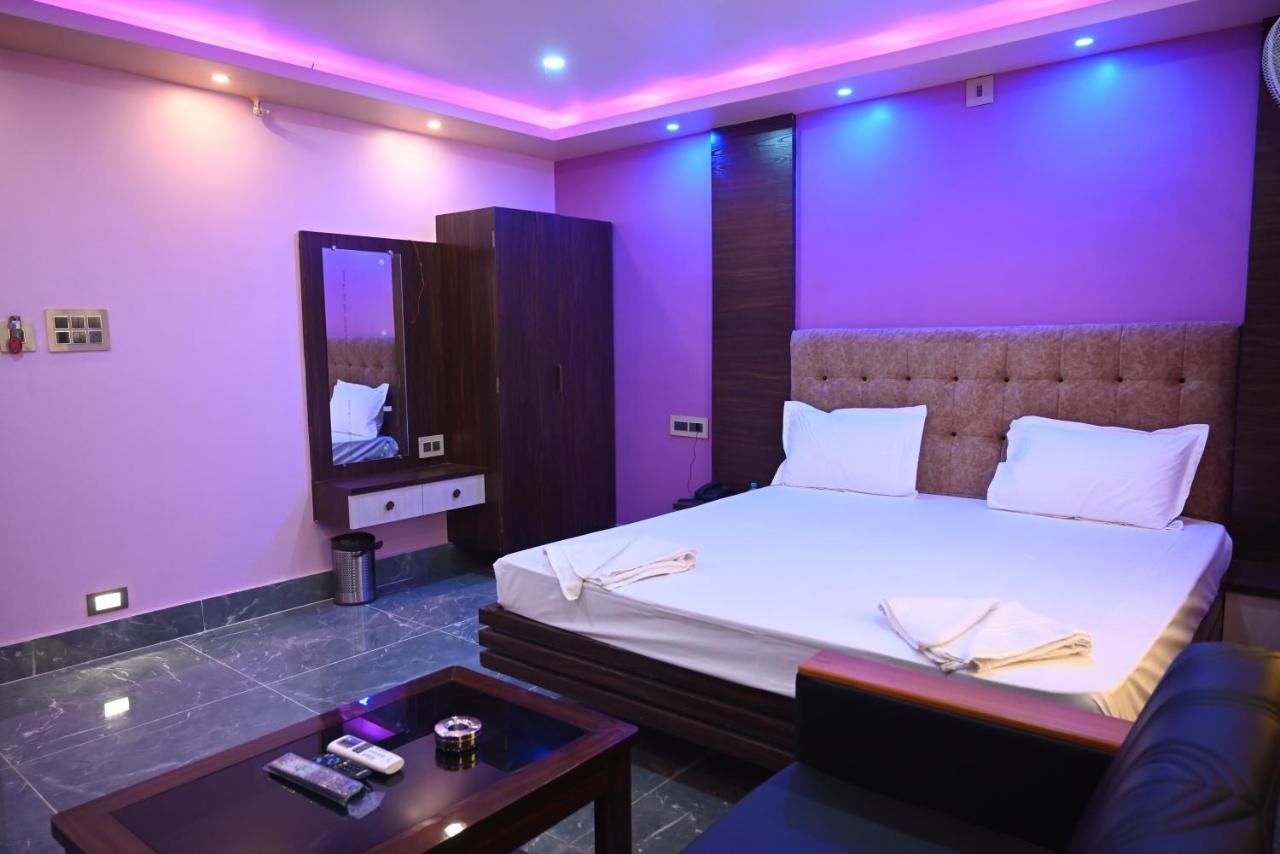 Oyo Hotel Tulusi Inn Bolpur Exterior foto
